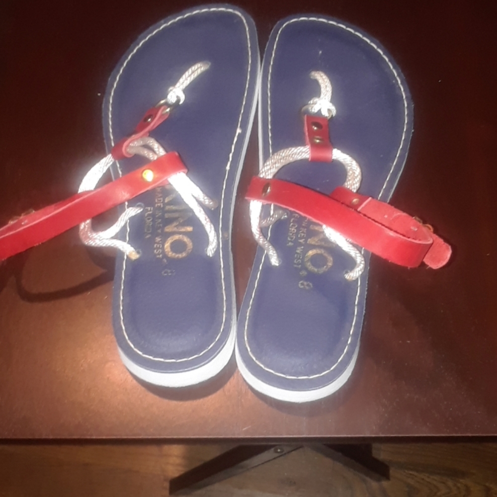 Kino sandals
